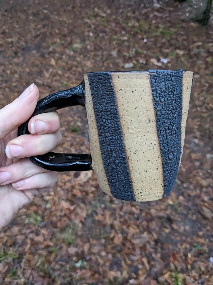 crackle stripe mug